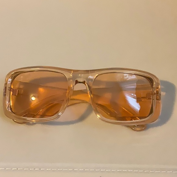 Authentic Tom Ford transparent peach sunglasses - Picture 3 of 7